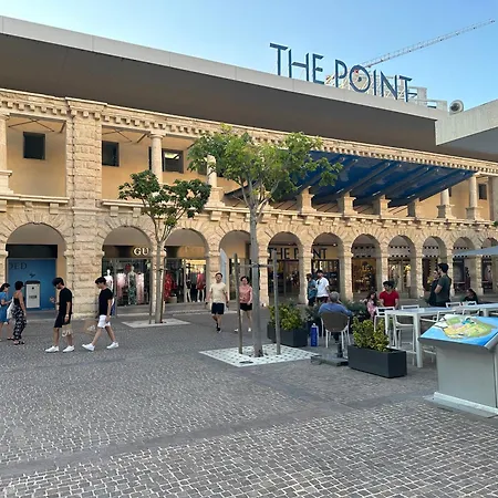 In Luxury Complex With Amazing Resident's Pool