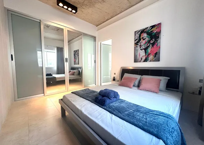 In Luxury Complex With Amazing Resident's Pool * Sliema